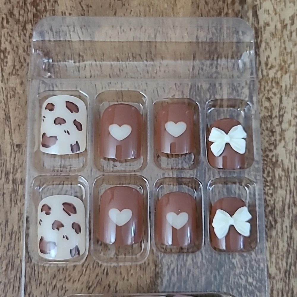 2/$16 Heart Bow Press On Nails